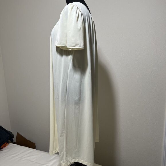 VTG Yellow Nylon Chiffon and Lace Nightgown Floral SZ M SHADOWLINE Embroidered - Picture 5 of 15